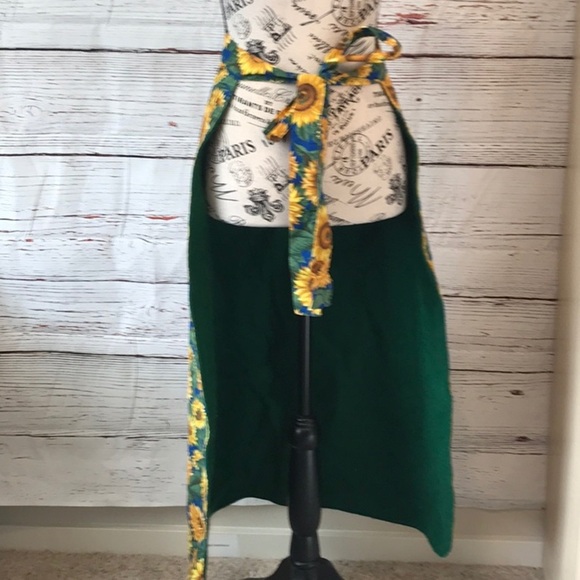 Sunflower apron - Picture 5 of 9